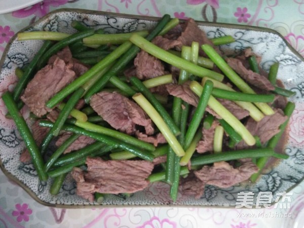 蒜薹炒牛肉的做法