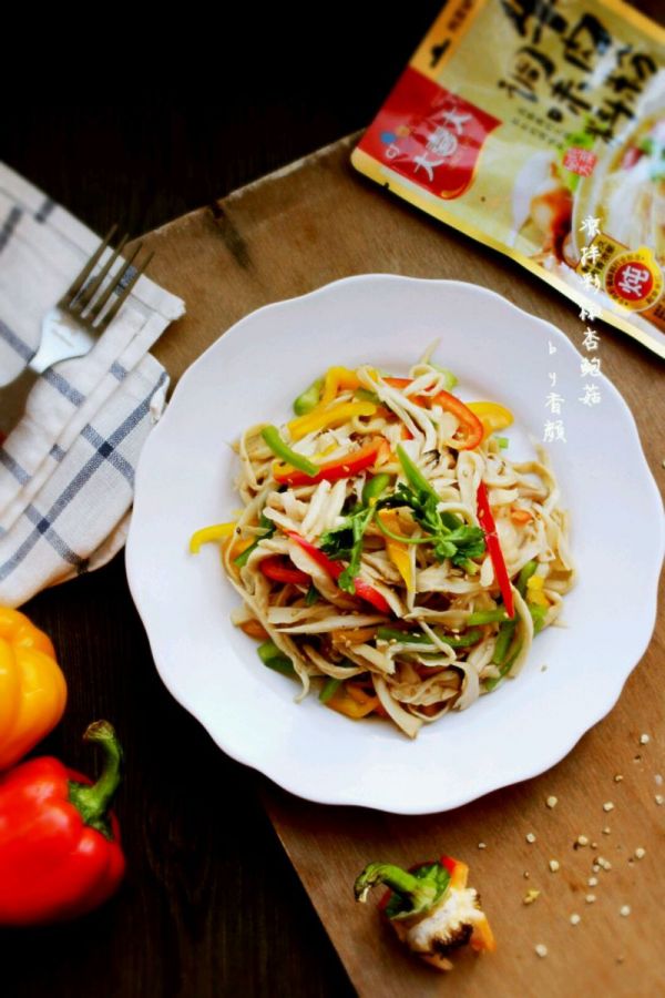 凉拌菜椒杏鲍菇