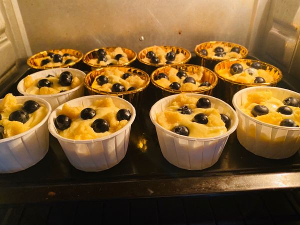 蓝莓爆浆玛芬蛋糕