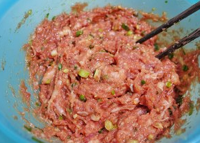 怎样制作酥脆鲜虾锅贴步骤