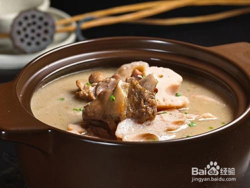 腊鸭清炖莲藕