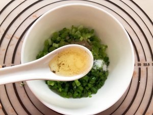 快手懒人版葱油饼,简单易做