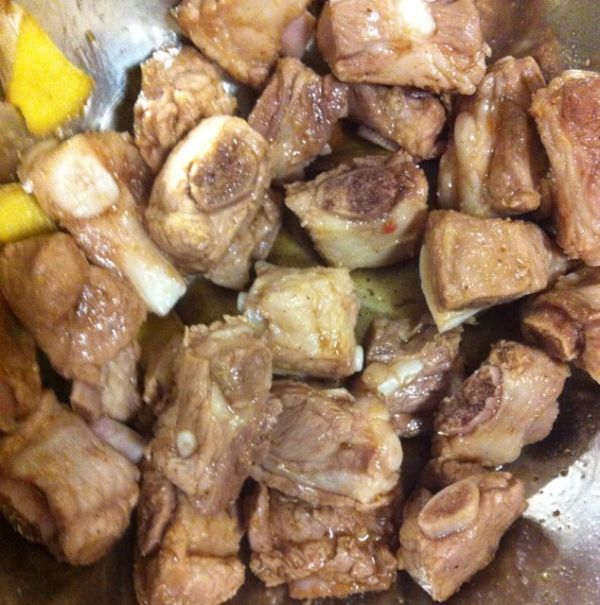 香辣土豆烧排骨