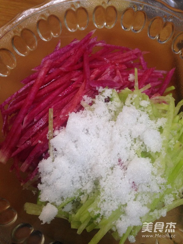 柠香糖醋萝卜丝