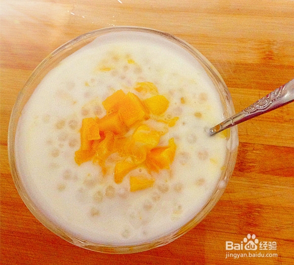 香味浓郁的芒果西米露