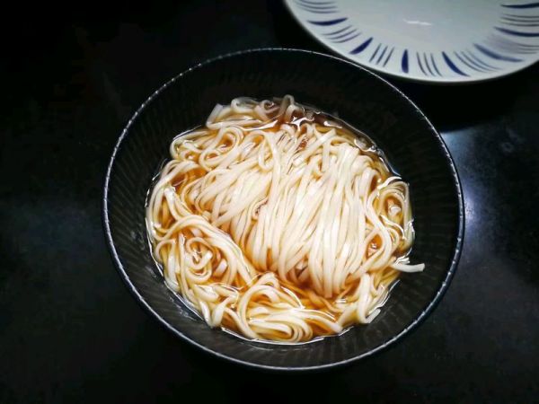 麻辣卤汤牛肉面