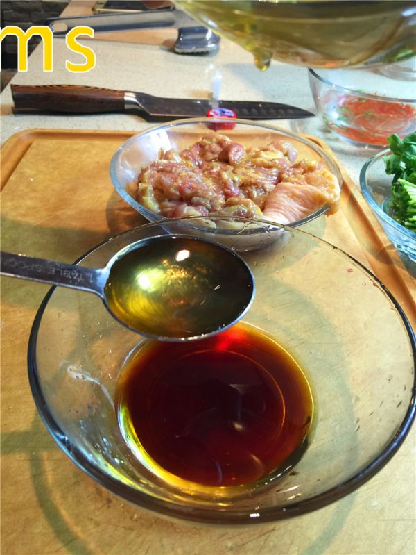 葱香黑胡椒鸡腿