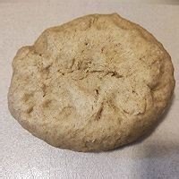 制作坚果大列巴