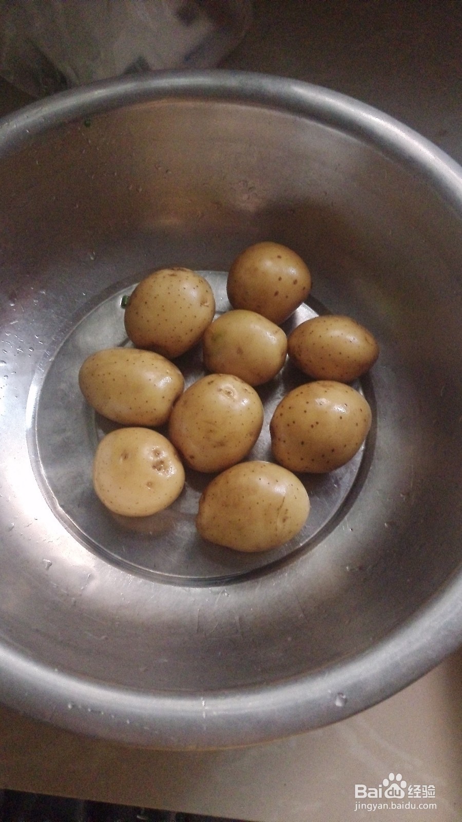 <b>蘸水土豆的做法</b>