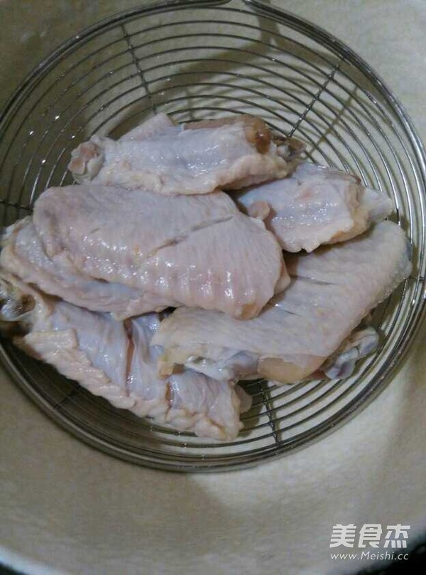 糖醋辣酱鸡翅中