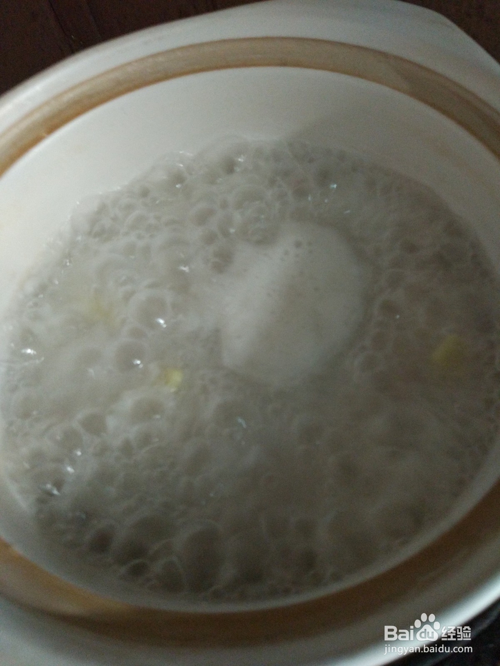 皮蛋瘦肉粥的做法