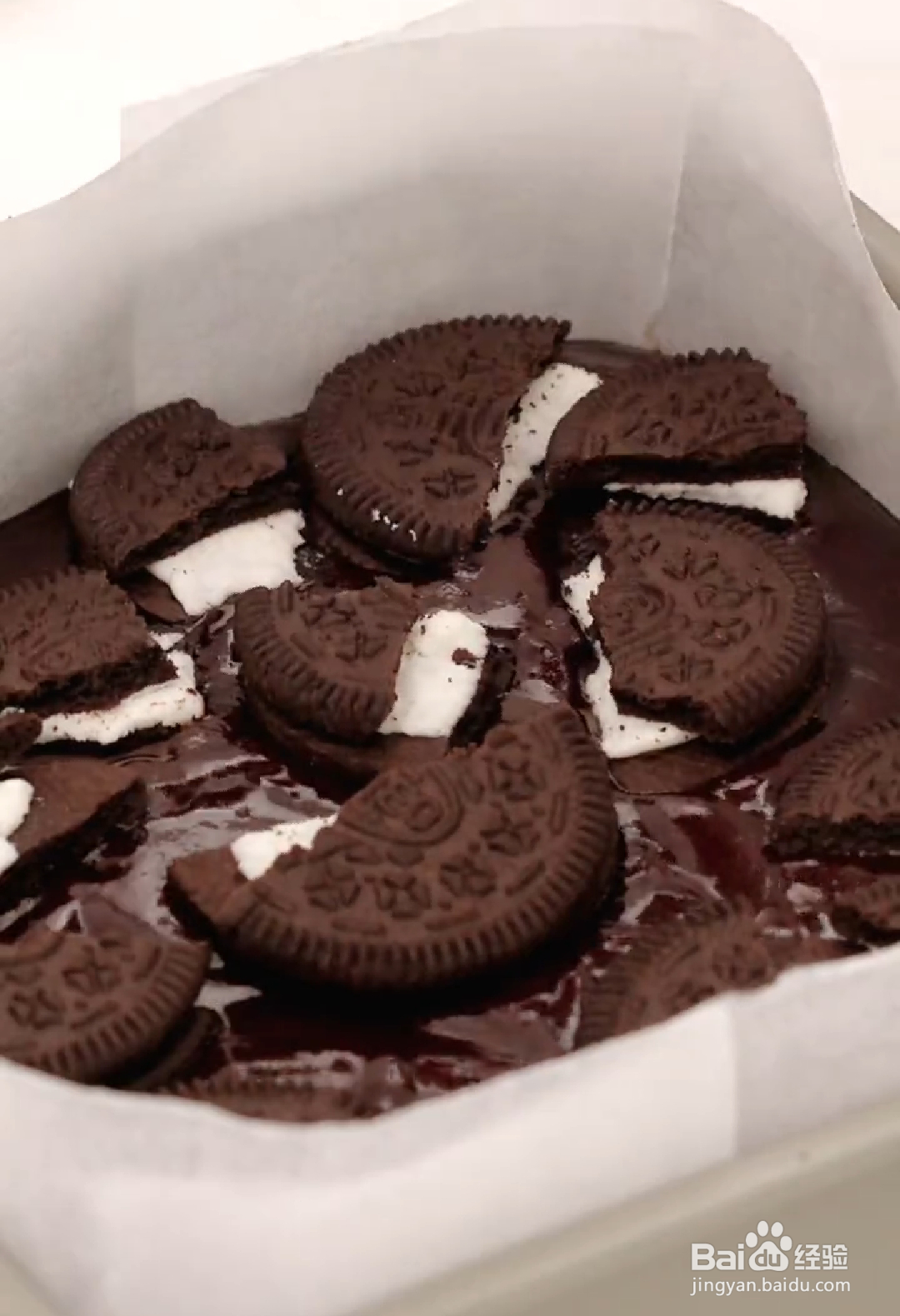 如何做出无法抵挡美味的奥利奥布朗尼蛋糕?