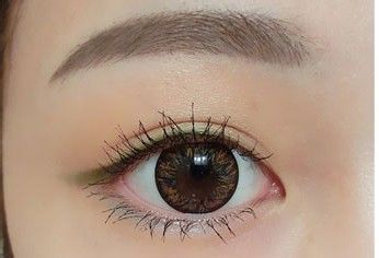 怎样画绿色眼线+渐变水润唇小清新妆