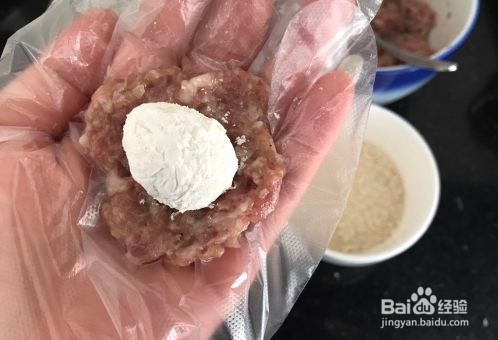 内有乾坤的肉丸子的苏格兰蛋是怎么做的