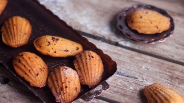 浓香焦糖蔓越莓玛德琳的做法