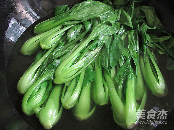 红烧鹌鹑蛋狮子头