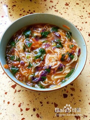 食补养生紫甘蓝蔬菜面的做法