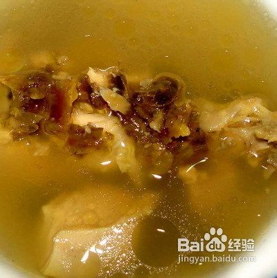 田七海马炖鸡汤的做法