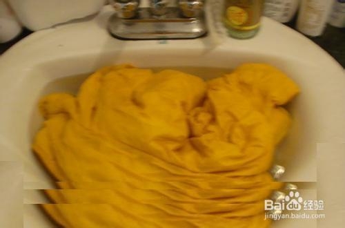 羽绒服怎么洗最放心--冬季羽绒服清洁保养大全