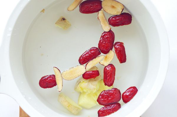 老姜红糖双薯甜汤