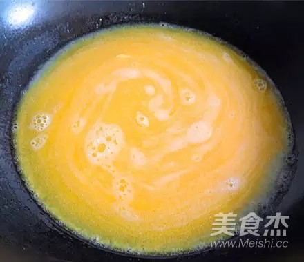 咸蛋黄虾仁豆腐