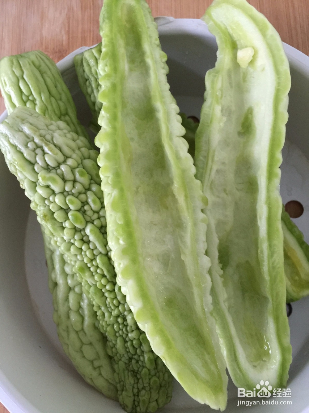 苦瓜炒瘦肉的家常做法