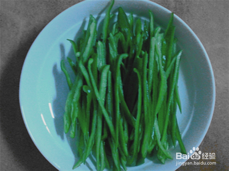 【养颜美容】辣椒炒肉的做法