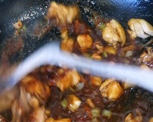 南瓜山药炖鸡腿的做法