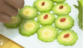 苦瓜酿香蕉的做法