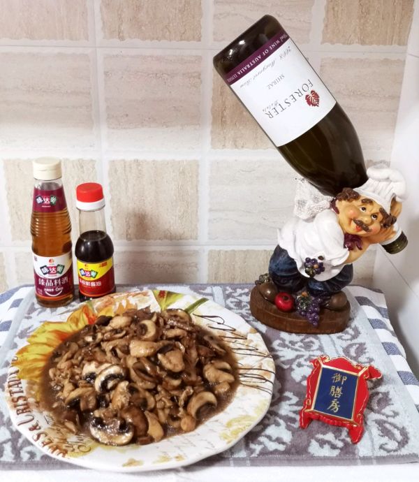 黑椒蒜香鸡肉蘑菇