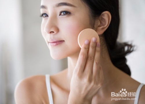 化妆步骤的先后顺序-学化妆的基本步骤先后顺序