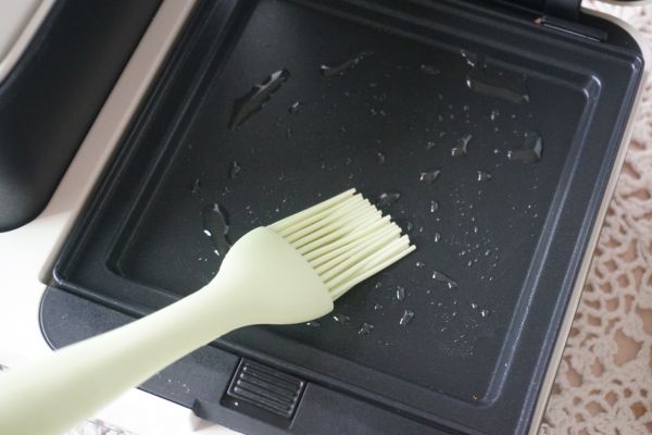 火腿生菜蛋吐司