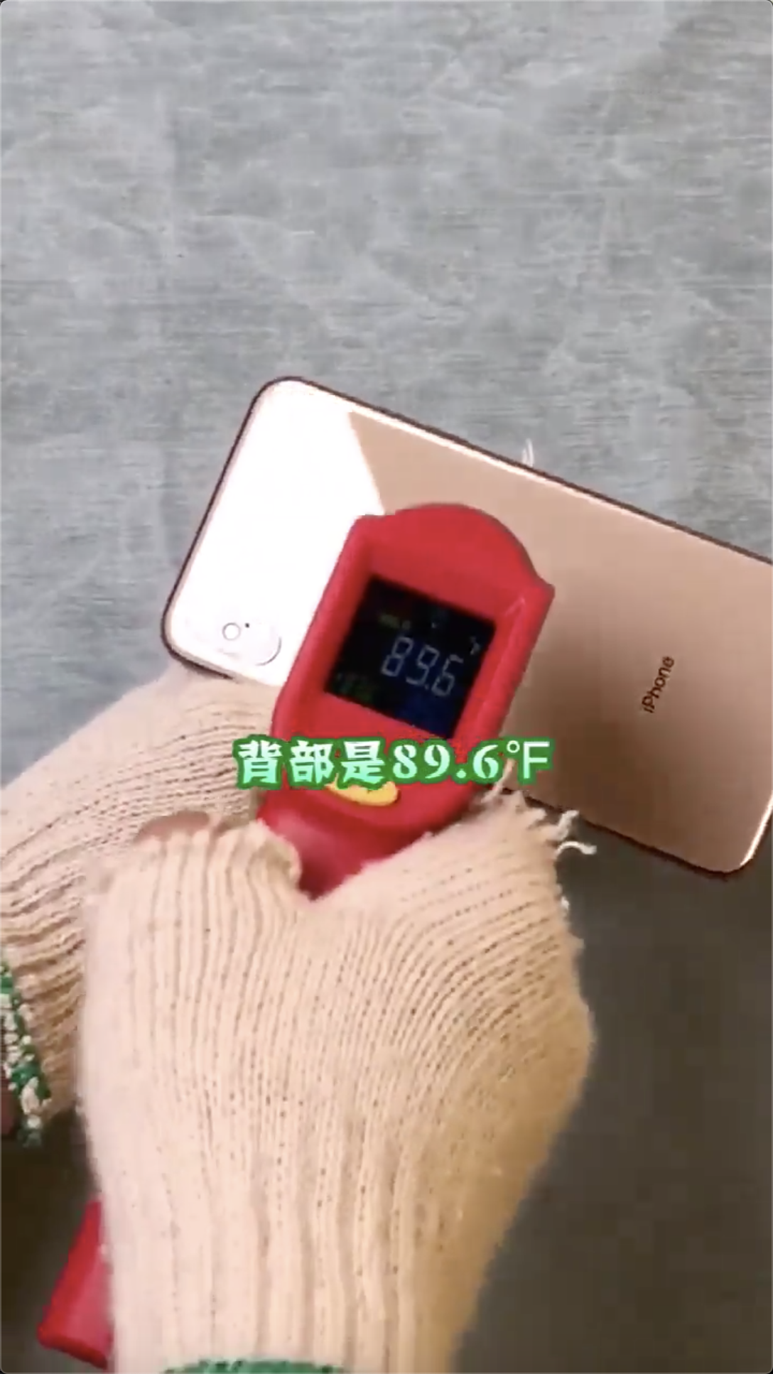 手机玩游戏老是发烫，怎么为手机装个空调？