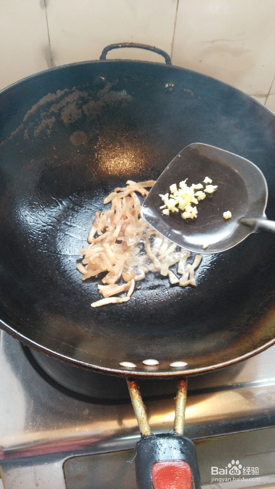 怎样做肉条炒蒜苔好吃？