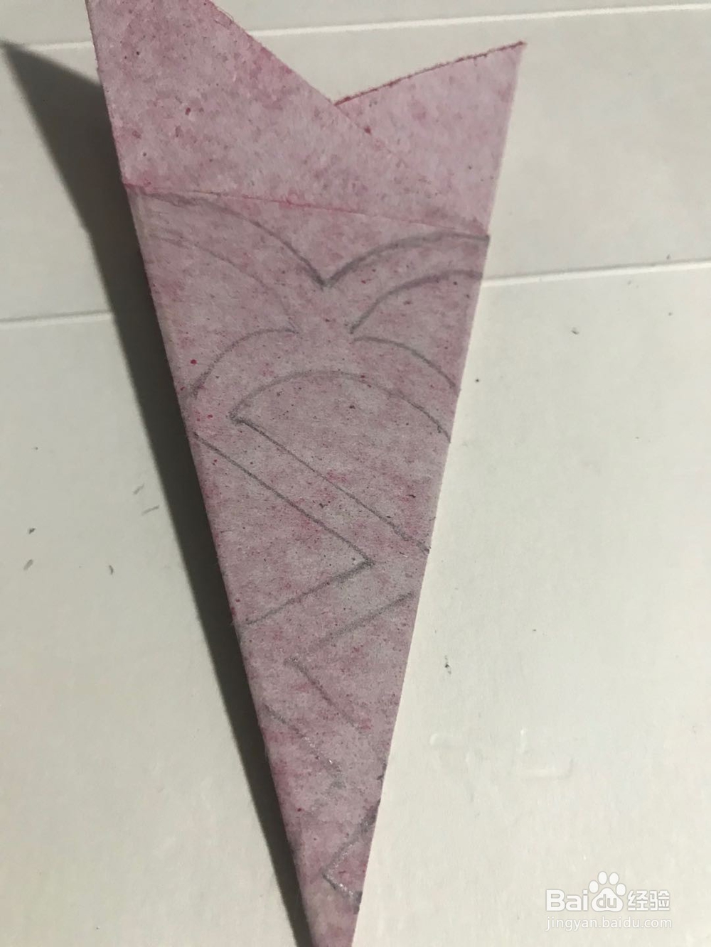 怎样裁剪一副环形纹样团花图案