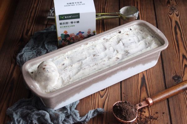 零卡糖无冰渣牛奶奥利奥冰淇淋