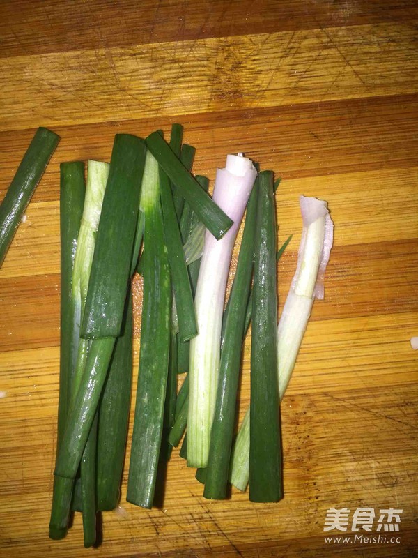 小葱拌豆腐的做法