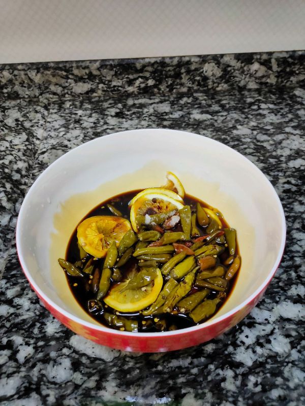 柠檬百香果泡椒凤爪