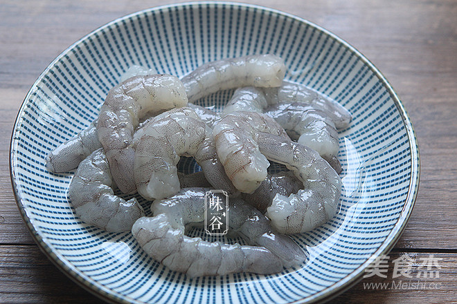 芦笋炒虾仁的做法