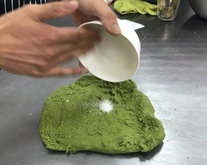 抹茶软欧（蜜豆奶酪馅）