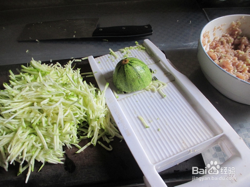 调制鱼肉馅去除腥味的方法