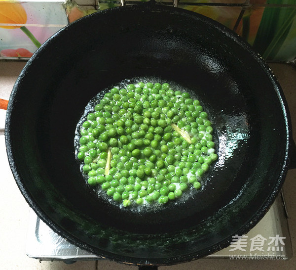 碗豆米猪肝汤