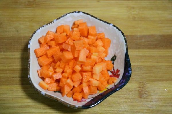 咖喱虾仁蛋炒饭