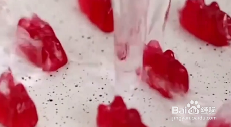 如何自制美味的西瓜果冻？