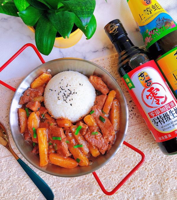 红烧土豆猪柳盖饭