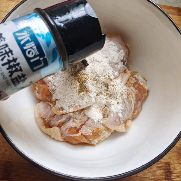 外酥里嫩椒盐鸡翅