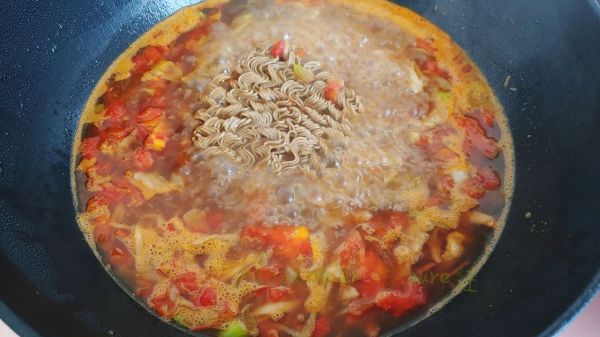 葱油茄肉白菜面