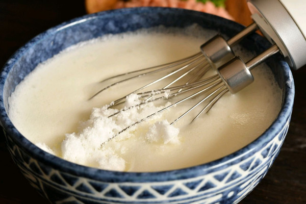 火腿肉松蛋糕卷