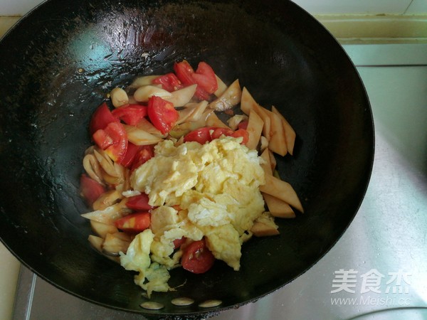 鲍菇番茄炒鸡蛋