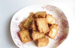 油煎脆皮豆腐制作的步骤
